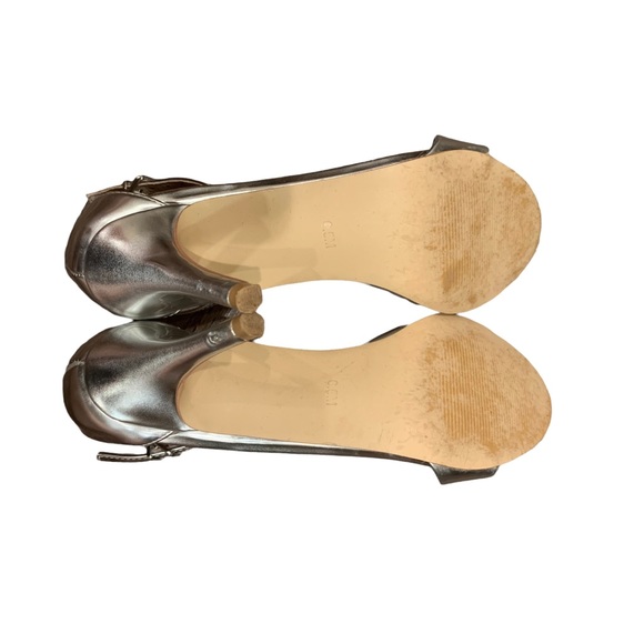 *Steve Madden* Silver Chrome Stiletto Heels w/Buckle Clasp - Picture 6 of 6